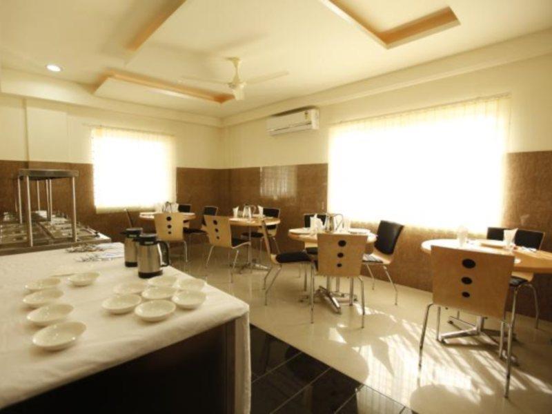 העיר בנגלור Hotel Arafa Inn מראה חיצוני תמונה