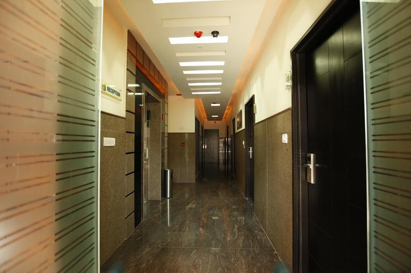 העיר בנגלור Hotel Arafa Inn מראה חיצוני תמונה