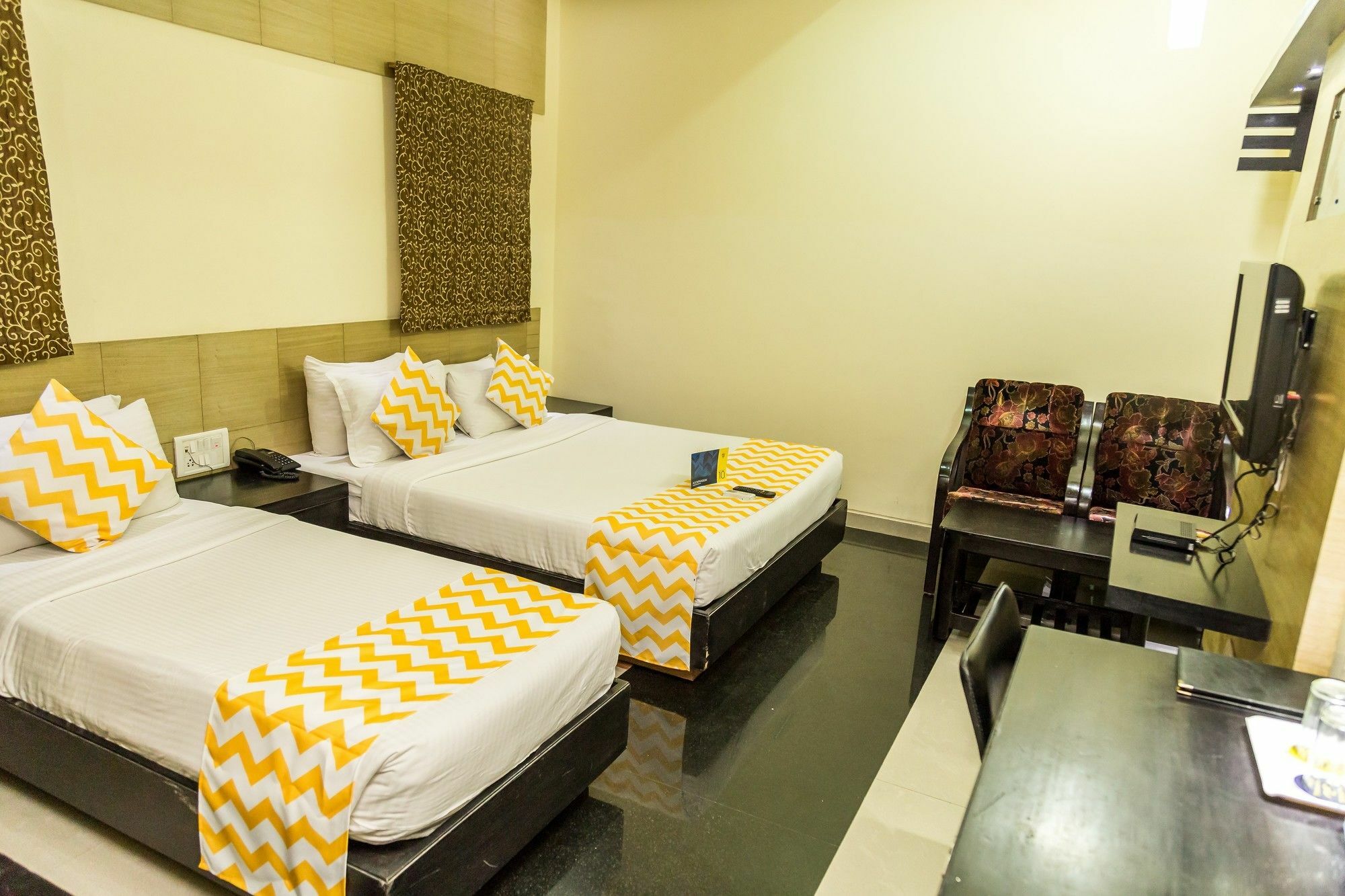 העיר בנגלור Hotel Arafa Inn מראה חיצוני תמונה
