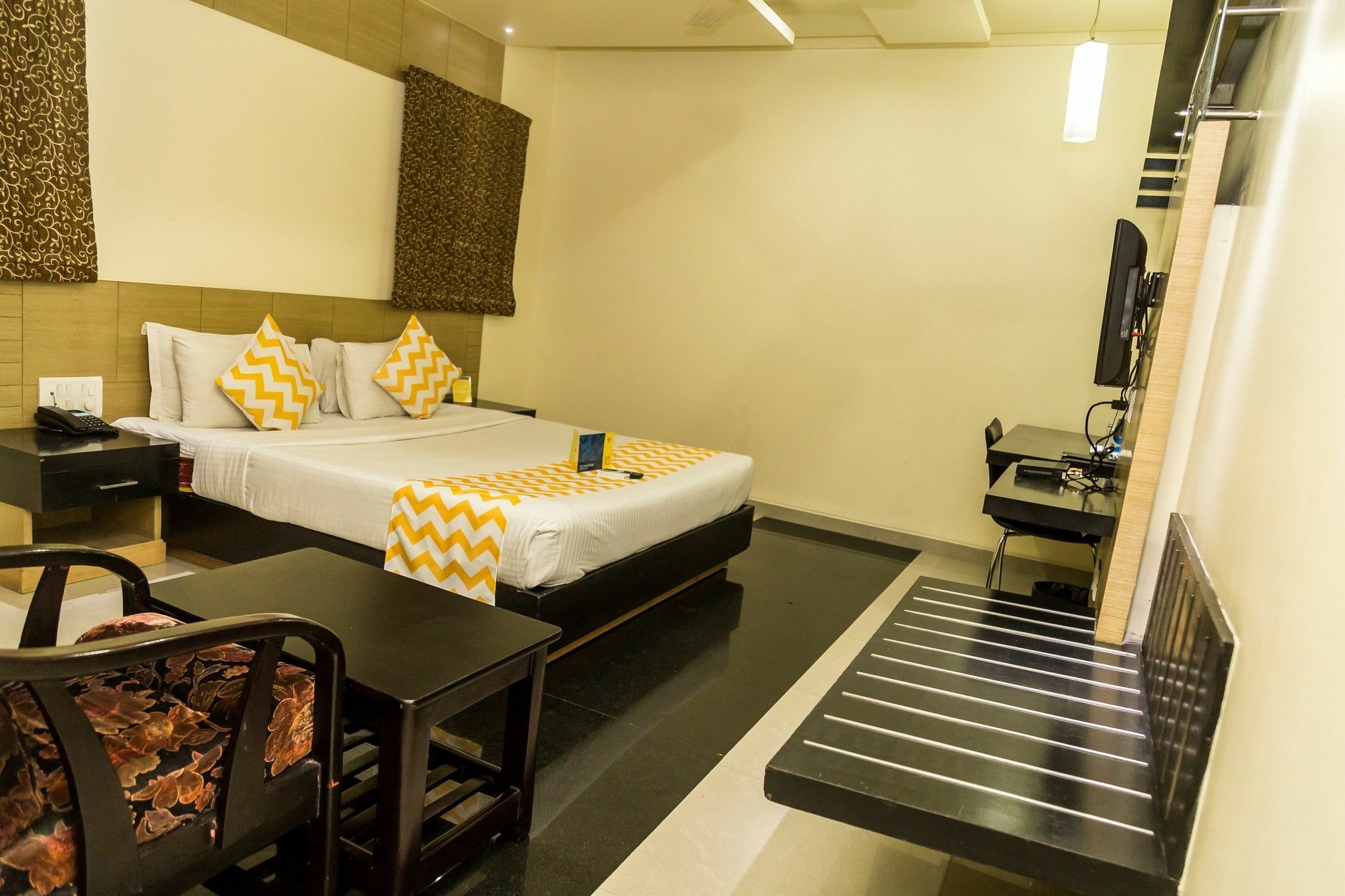 העיר בנגלור Hotel Arafa Inn מראה חיצוני תמונה