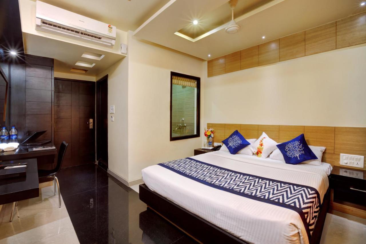 העיר בנגלור Hotel Arafa Inn מראה חיצוני תמונה